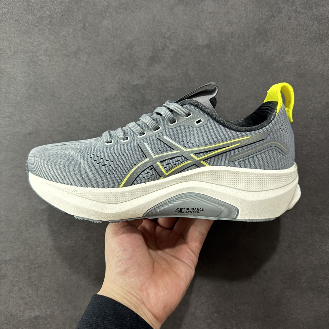 图片[2]-【公司级】Asics Gel-Kayano 32 亚瑟士卡亚诺32代低帮专业有氧超轻量休闲运动全能慢跑鞋 全球知名运动品牌ASICS正式推出新款GEL-KAYANO 32跑鞋，旨在通过全新稳定结构以提升产品可适性，满足跑者的足部稳定需求，让每一位跑者从起跑到结束都能够感受到焕然一新的稳定性与舒适性，从而帮助更多人找到身心平衡，获得自在舒适的健康生活方式。秉持着ASICS亚瑟士的设计哲学，全新一代GEL-KAYANO 32应运而生。为进一步升级产品的稳定性，GEL-KAYANO 采用了全新4D引导系统，通过内侧稳定装置提升可适性，满足足部稳定需求，帮助足弓迅速返回到平衡位置。作为基于生物力学研究打造的全新稳定结构，4D引导系统不仅提升了跑鞋对双脚的支撑性，它还将人体不同的运动状态纳入设计考量，帮助跑者在多种跑动强度下获得充足的稳定性和理想的舒适度。 尺码： 40 40.5 41.5 42 42.5 43.5 44 44.5 45-选品中心