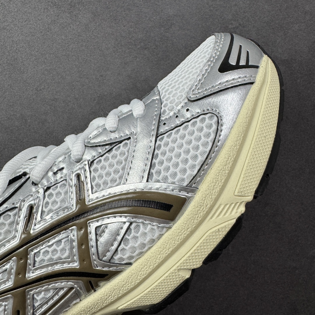 图片[5]-【K8版】ASICS 亚瑟士 GEL-1130 男女时尚透气 健步减震 运动潮流耐磨休闲鞋 选用网眼与皮革相接，复古而富有层次感。网布搭配银色金属感线条，虎爪 Logo 加入配色点缀，加深复古时尚美感Ortholite 鞋垫+搭载着 GEL 缓震胶的鞋底，同时辅以耐磨大底提供良好抓地力。复古美学入门代表作，重现2000年代后期的复古美学。 货号：1201A256-113 尺码：36-45半-选品中心