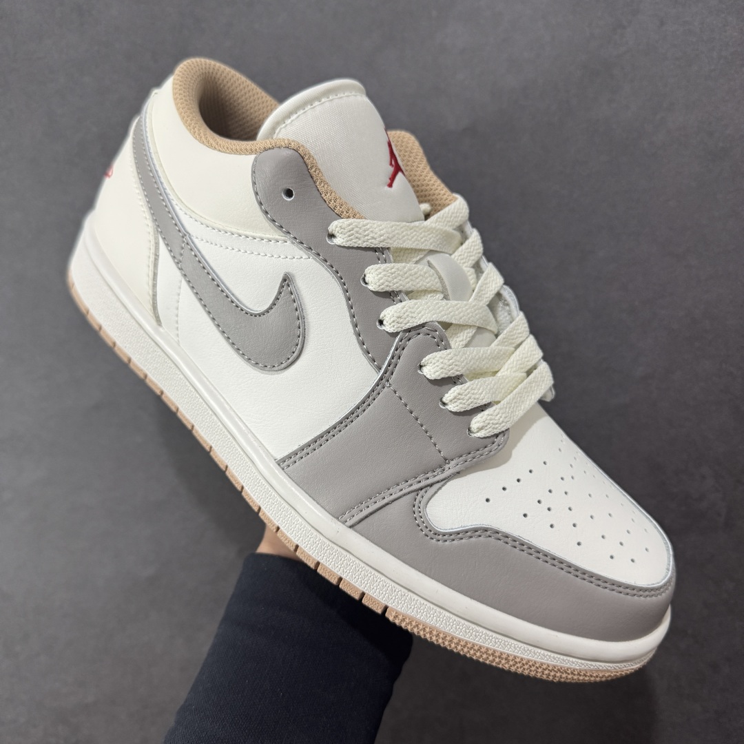 图片[3]-【K版】Air Jordan AJ1 Low 低帮 白灰 553558-169 全新流水线出品 市场第二梯队最强版 全部原鞋开发 原楦原纸板开发 全鞋电脑针车 原厂内置全掌气垫 原盒内在原标 唯一Zp原版鞋带绑法 免检产品 全新2022版型 全头层皮料 完美零毛边处理 原厂配置全掌气垫 价格定位良心 新配色陆续出货 尺码：36 36.5 37.5 38 38.5 39 40 40.5 41 42 42.5 43 44 44.5 45 46-选品中心