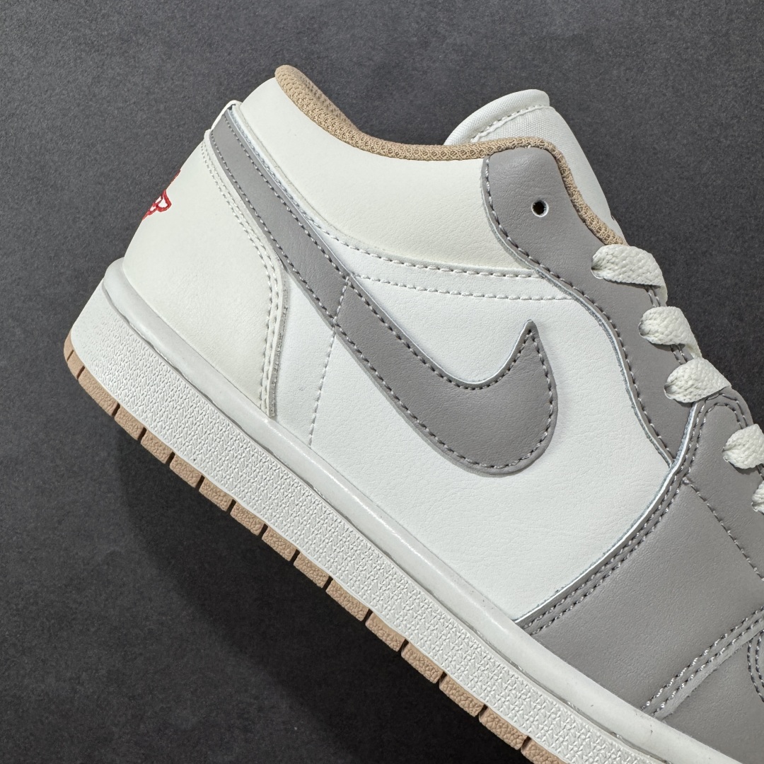 图片[6]-【K版】Air Jordan AJ1 Low 低帮 白灰 553558-169 全新流水线出品 市场第二梯队最强版 全部原鞋开发 原楦原纸板开发 全鞋电脑针车 原厂内置全掌气垫 原盒内在原标 唯一Zp原版鞋带绑法 免检产品 全新2022版型 全头层皮料 完美零毛边处理 原厂配置全掌气垫 价格定位良心 新配色陆续出货 尺码：36 36.5 37.5 38 38.5 39 40 40.5 41 42 42.5 43 44 44.5 45 46-选品中心