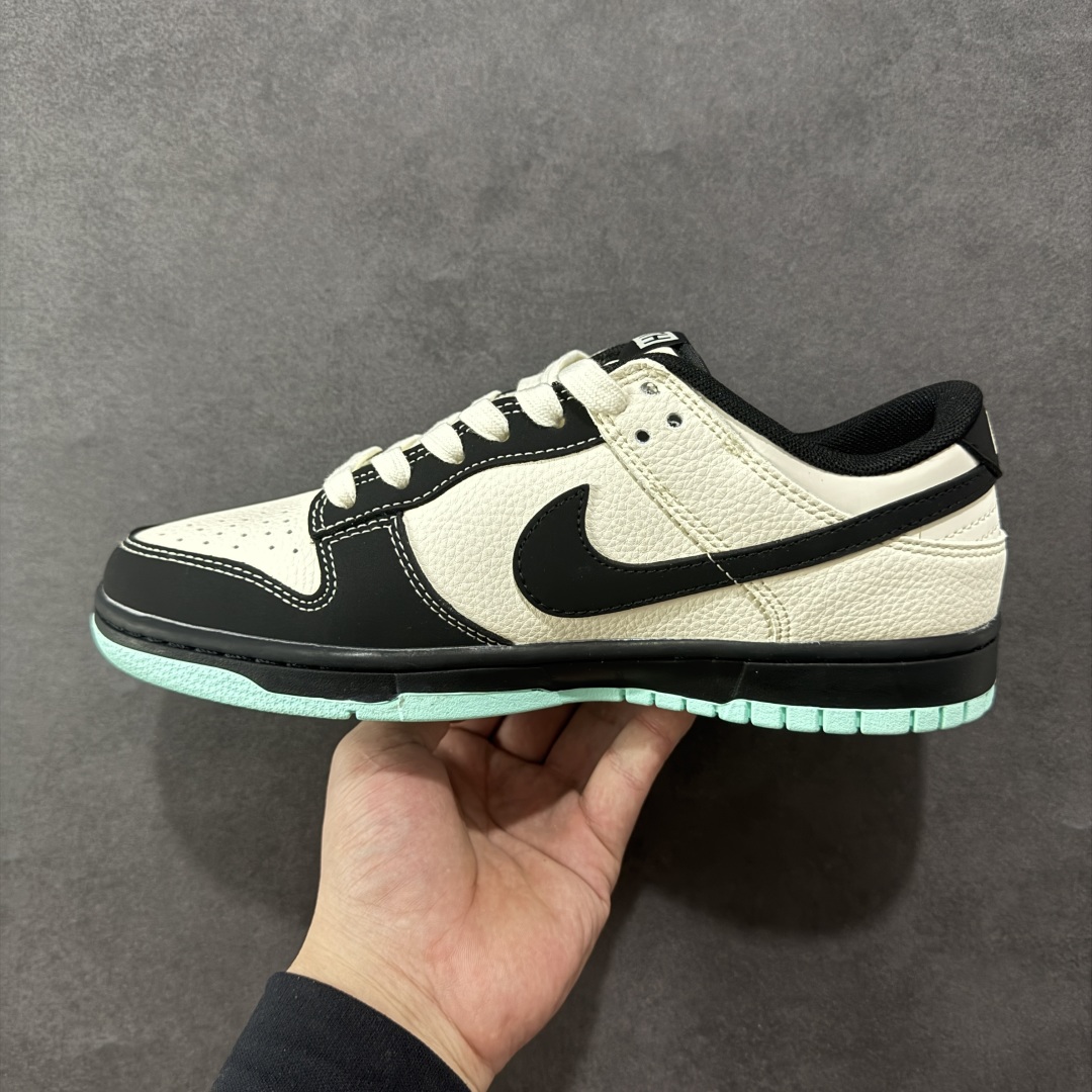图片[2]-【定制版】Nike SB Dunk Low Kith联名 双拼米黑三勾 高端定制 低帮休闲板鞋  #定制鞋盒 大厂纯原品质出货 超高清洁度 皮料切割干净无任何毛边 细节完美 货号：QW5836-013  尺码：36 36.5 37.5 38 38.5 39 40 40.5 41 42 42.5 43 44 44.5 45-选品中心