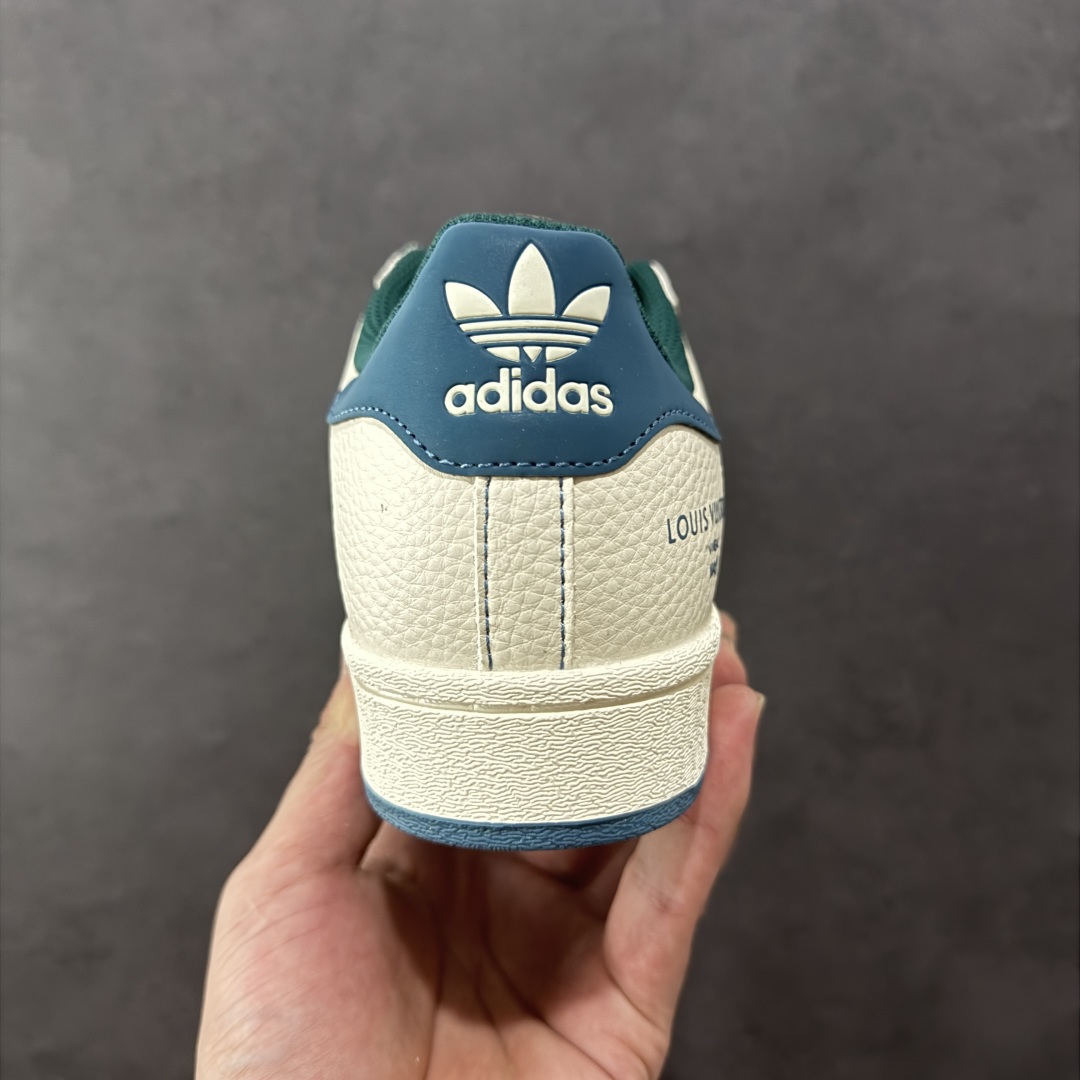 图片[4]-【定制版】Adidas Originals Superstar 阿迪达斯 三叶草 贝壳头’DIY’系列低帮经典百搭休闲运动板鞋 原装头层材料 用料绝不含糊 独家版型蒸餾加工帶來的是更好的视觉和脚感体验 清洁度 电绣工艺 皮料切割干净无任何毛边 细节完美 货号：DS0004 尺码：36 36.5 37 38 38.5 39 40 40.5 41 42 42.5 43 44 45 编码：QFB290300-选品中心