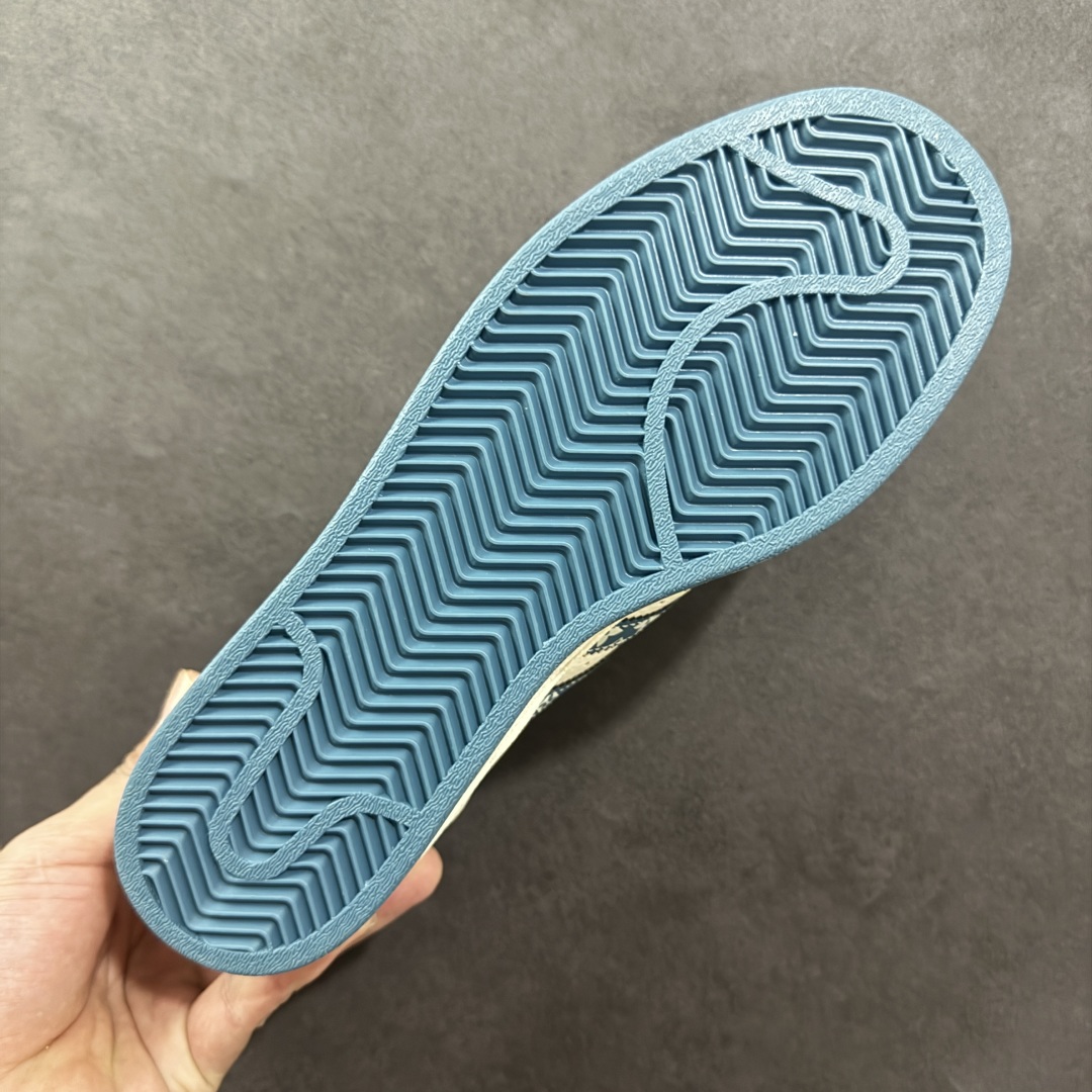 图片[9]-【定制版】Adidas Originals Superstar 阿迪达斯 三叶草 贝壳头’DIY’系列低帮经典百搭休闲运动板鞋 原装头层材料 用料绝不含糊 独家版型蒸餾加工帶來的是更好的视觉和脚感体验 清洁度 电绣工艺 皮料切割干净无任何毛边 细节完美 货号：DS0004 尺码：36 36.5 37 38 38.5 39 40 40.5 41 42 42.5 43 44 45 编码：QFB290300-选品中心