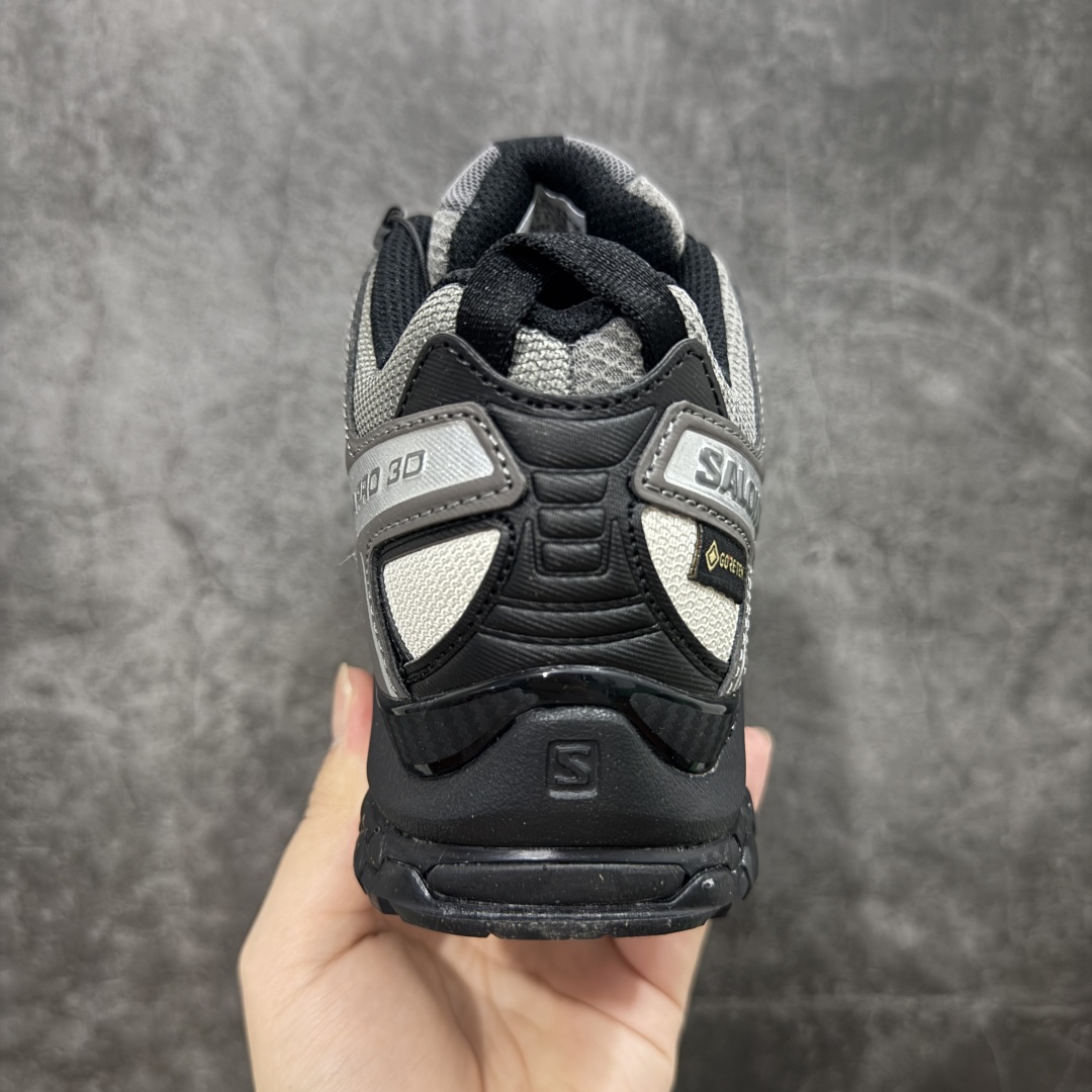 图片[4]-【纯原W1版】SALOMON XA Pro 3D 灰黑色 475875 萨洛蒙潮流越野机能户外功能鞋 纯原外贸平台特供订单 耗时半年巨作 全套原纸板楦头开发 原厂特供网布配套加持 确保原汁原味 完美呈现版型 原档数据独家私模五层组合大底 男女鞋同步官方开发 原装Ortholite轻量化鞋垫 中底布带钢印编号 原厂TPU锁扣 进口港宝加持 后跟自然饱满 还原公司包裹性 鞋面采用SENSIFT贴合技术 全方位贴合包裹脚型 鞋跟部鞋底牵引设计 提供强大的抓地性能 更适应野外崎岖不平的道路 其3D ADVANCED CHASSIS底盘 材料轻量大化 钉齿设计更具稳定性 防护性 鞋底易磨损区运用CONTAGRIP高耐磨材料 应对城市硬质路面长距离跑考验 尺码：36 36.5 37.5 38 38.5 39 40 40.5 41 42 42.5 43 44 44.5 45-选品中心