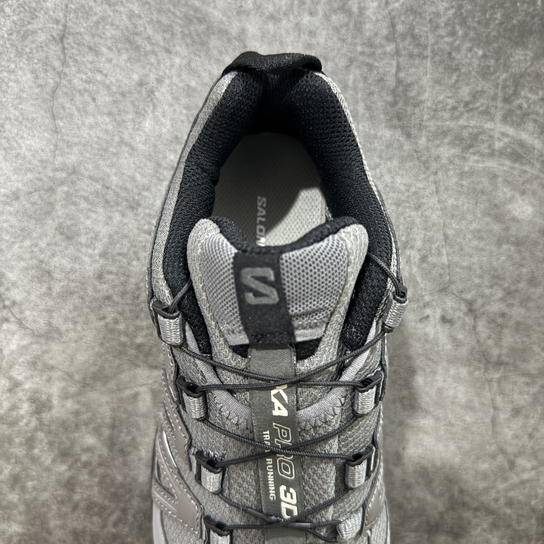 图片[8]-【纯原W1版】SALOMON XA Pro 3D 灰黑色 475875 萨洛蒙潮流越野机能户外功能鞋 纯原外贸平台特供订单 耗时半年巨作 全套原纸板楦头开发 原厂特供网布配套加持 确保原汁原味 完美呈现版型 原档数据独家私模五层组合大底 男女鞋同步官方开发 原装Ortholite轻量化鞋垫 中底布带钢印编号 原厂TPU锁扣 进口港宝加持 后跟自然饱满 还原公司包裹性 鞋面采用SENSIFT贴合技术 全方位贴合包裹脚型 鞋跟部鞋底牵引设计 提供强大的抓地性能 更适应野外崎岖不平的道路 其3D ADVANCED CHASSIS底盘 材料轻量大化 钉齿设计更具稳定性 防护性 鞋底易磨损区运用CONTAGRIP高耐磨材料 应对城市硬质路面长距离跑考验 尺码：36 36.5 37.5 38 38.5 39 40 40.5 41 42 42.5 43 44 44.5 45-选品中心