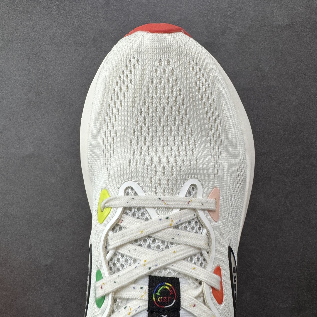 图片[8]-【公司级】Brooks 布鲁克斯 Glycerin 22 超弹轻盈跑步鞋 实拍首发 低帮透气缓震支撑休闲运动慢跑鞋 采用改进工程空气网眼组合热熔工艺 鞋面材质搭载DNA LOFT V2密度泡棉缓震系统 中底外置防滑耐磨橡胶底片 尺码：36 37 38 39 40 40.5 41 42 42.5 43 44 45 编码：FSB250260-选品中心