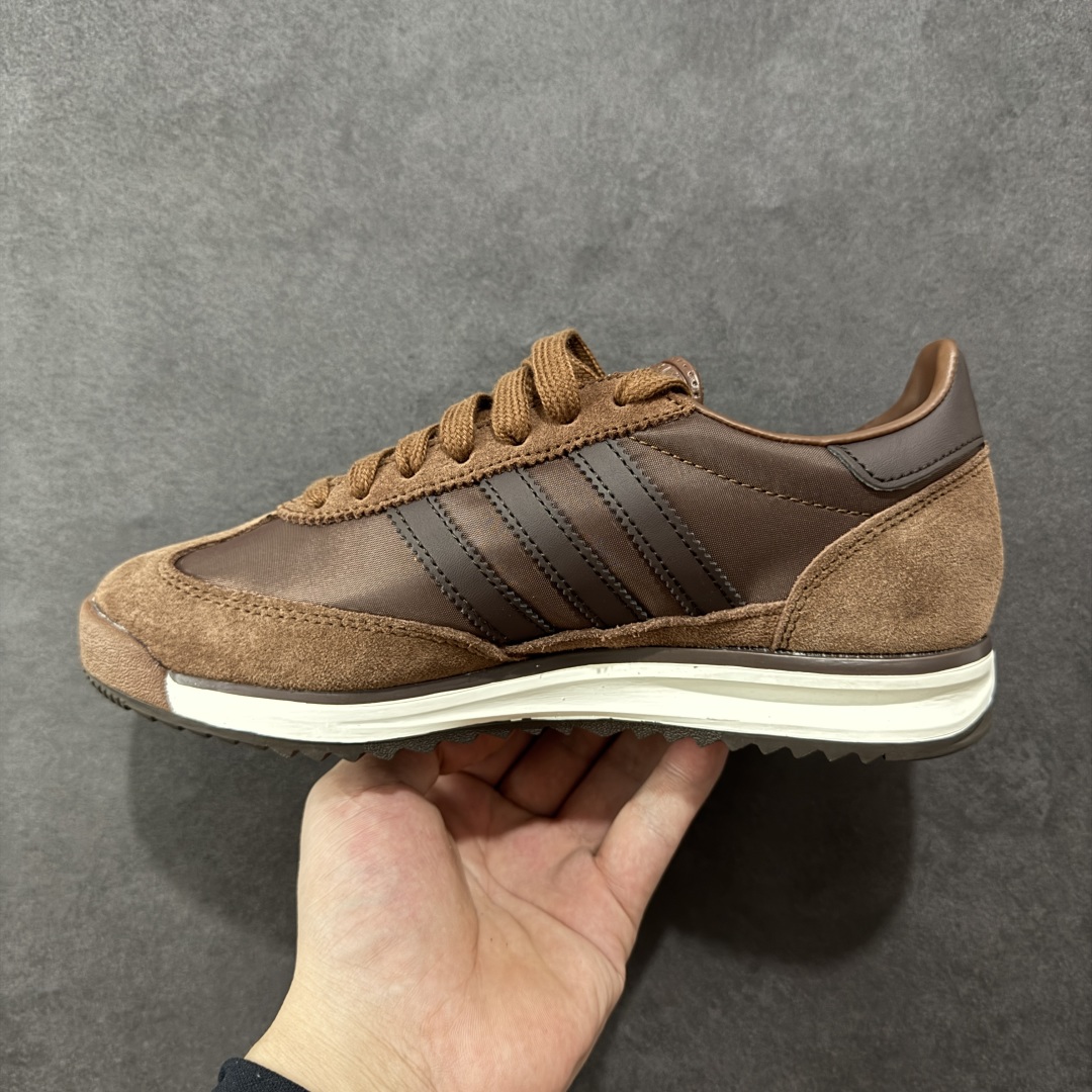 图片[2]-【正确版】adidas originals SL 72RS 超轻便透气复古慢跑鞋 鞋头的设计饱满圆润 鞋面是翻毛皮和尼龙材质结合 上脚舒适柔软 橡胶大底非常耐磨防滑 包裹性很好 整体纤长 货号： SL 72 RS 尺码： 36-45-选品中心