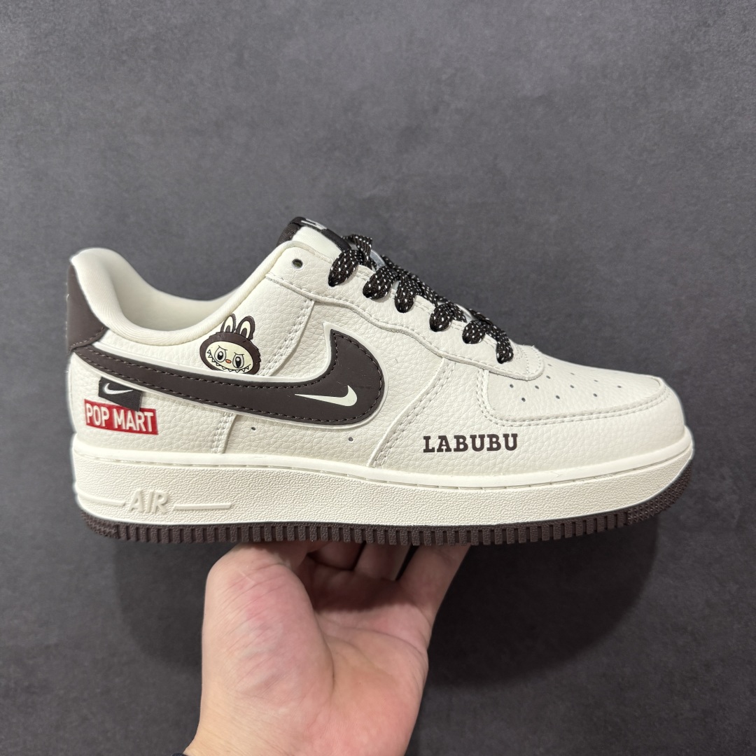 【定制版】Nike Air Force 1 \'07 Low “Labubu拉布布联名”空军一号 低帮 运动鞋 休闲鞋 折边针车 工艺难度大 原楦头原纸板 原装鞋盒 定制五金配件 内置全掌气垫 原厂鞋底 货号:KJ1688-012 尺码:36 36.5 37.5 38 38.5 39 40 40.5 41 42 42.5 43 44 44.5 45 编码:HXSB310320-选品中心