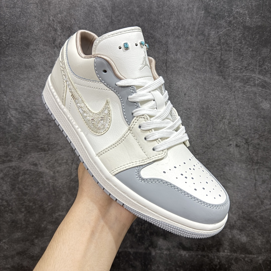  
【纯原】Air Jordan Low AJ1 乔1 低帮文化休闲运动板鞋 白灰 IH7323-100