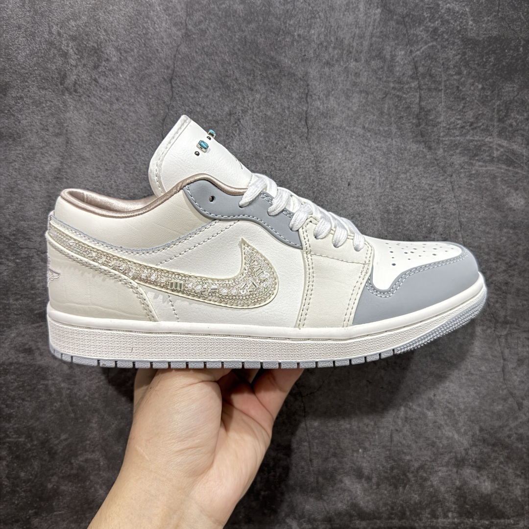  
【纯原】Air Jordan Low AJ1 乔1 低帮文化休闲运动板鞋 白灰 IH7323-100
