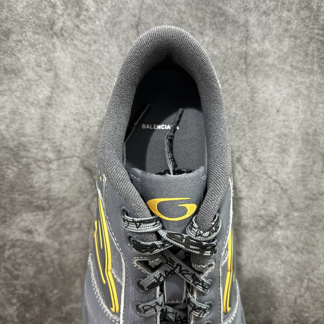 图片[8]-【XA纯原版】Balenciaga Hamptons Worn-Out 巴黎世家十八18代 涤纶（聚酯纤维）牛皮革 圆头系带 低帮 生活休闲鞋板鞋 全套原纸板楦头开发 最原汁原味的灵魂版型 全鞋荧光划线卡点 胶水把控整洁度追求极致完美 每一双都是工艺品 多重QC质检 超越公司货的品控标准 实实在在的免检产品 原盒原配 正确字体电绣 粗细、位置、大小正确 侧边TPU 透气孔匹配意产原版 正确分离大底 TPU软底 原版一致大底LOGO 立体感十足 原厂皮料水洗做旧 采购原厂网纱 偏大一码 尺码：35 36 37 38 39 40 41 42 43 44 45 46-选品中心