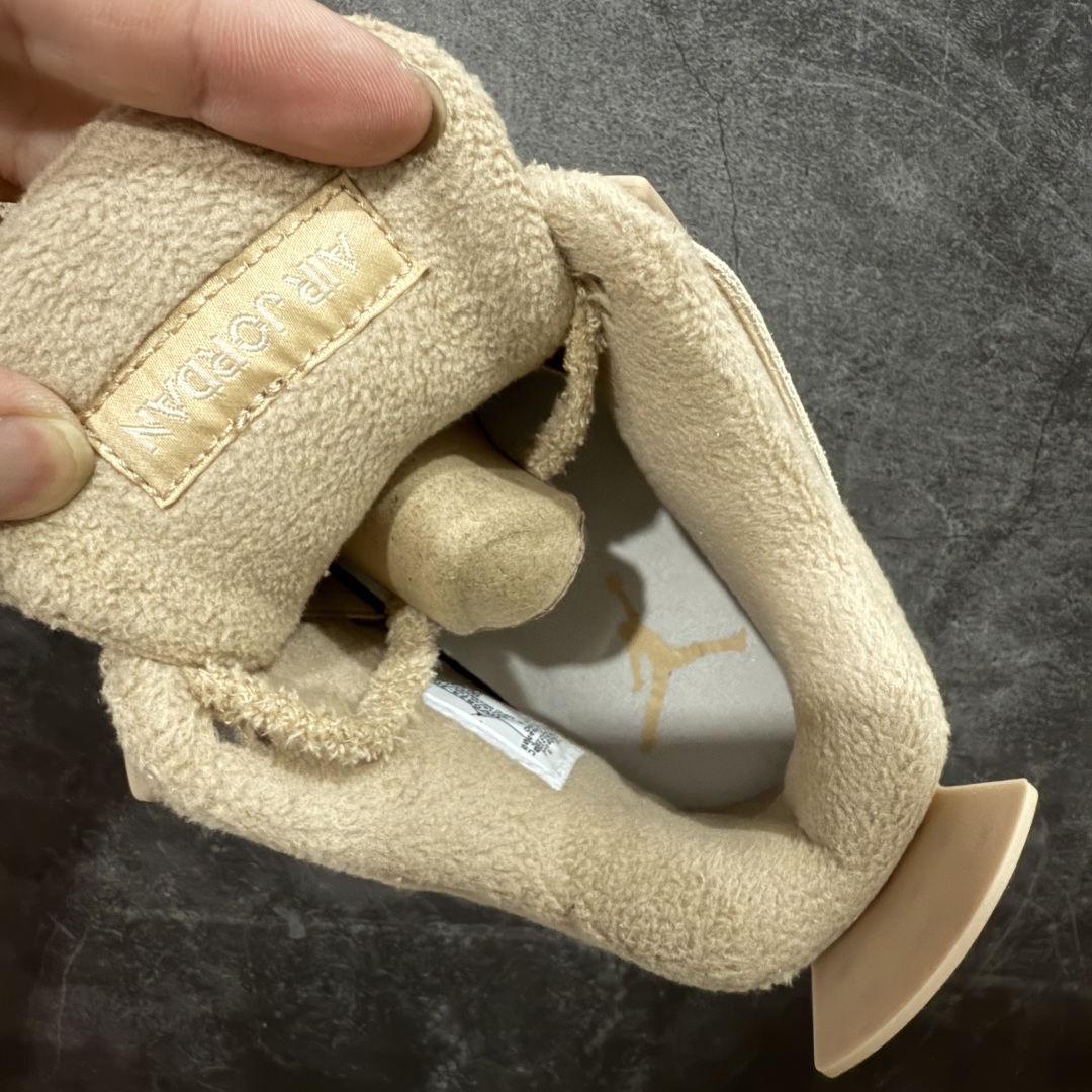 图片[7]-【纯原F版】Air Jordan 4 Retro AJ4 乔丹4代沙漠黄 毛绒卡其  原楦原纸板同源开发 完美呈现乔4的版型 内侧正确双色网格 还原细节 正确气垫颜色 正确网格工艺 正确拉帮工艺 全鞋原装材料制作 原档案原模具打造 货号：HV0823-200 尺码：36-48.5-选品中心