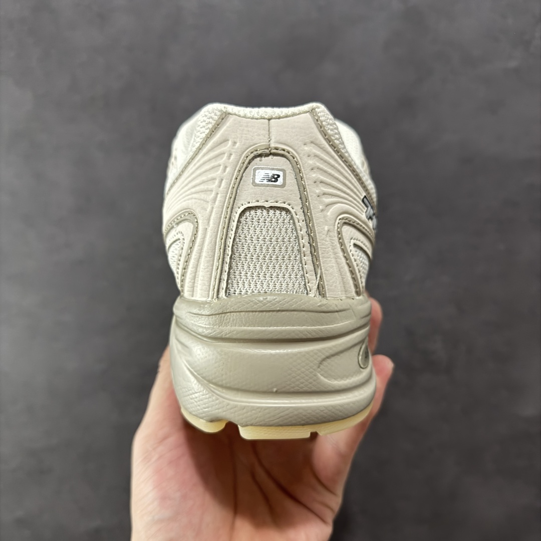 图片[4]-【公司级】New Balance 740 复古跑鞋 小红书爆款 官网售罄 这双鞋确实是NB家经典复古款式之一，以全新科技诠释，成功打造740鞋款，鞋面在保持740基本线条和片层结构的同时，采用更为简洁、流畅的设计语言 货号： U740LN1 尺码：36-45-选品中心