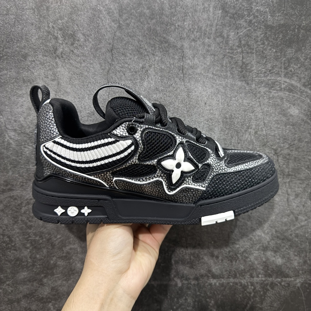 【广东纯原版本】Louis Vuitton LV Skate时装走秀圆头系带运动鞋 完美鞋型超高的清洁度 零毛边线头瑕疵 全套原楦原纸版原鞋开模 全网最具灵魂的版型 正确原装黄色鞋盒 正确中底印花 鞋面印花3D高频深度立体 全鞋电脑针车 紧密相连 针距密度一致 环保乳胶注塑鞋垫 厚度脚感还原原版 皮面裁剪部位 统一油边封口工艺 原装橡胶大底含胶量大底组合零偏差 专柜全套包装 防尘袋 说明书 质保卡 男女鞋 尺码:35 36 37 38 39 40 41 42 43 44 45-选品中心