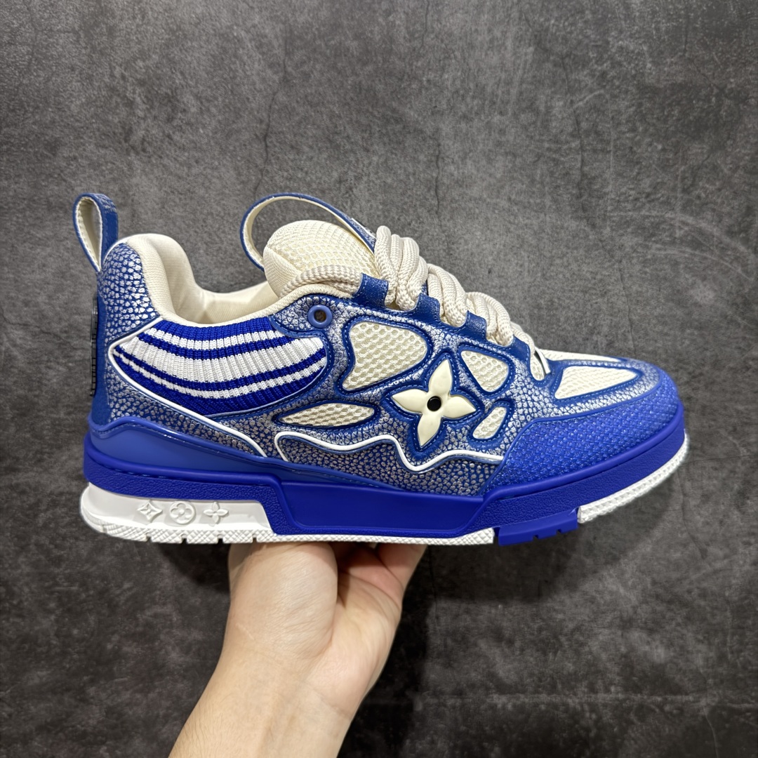 【广东纯原版本】Louis Vuitton LV Skate时装走秀圆头系带运动鞋 完美鞋型超高的清洁度 零毛边线头瑕疵 全套原楦原纸版原鞋开模 全网最具灵魂的版型 正确原装黄色鞋盒 正确中底印花 鞋面印花3D高频深度立体 全鞋电脑针车 紧密相连 针距密度一致 环保乳胶注塑鞋垫 厚度脚感还原原版 皮面裁剪部位 统一油边封口工艺 原装橡胶大底含胶量大底组合零偏差 专柜全套包装 防尘袋 说明书 质保卡 男女鞋 尺码：35 36 37 38 39 40 41 42 43 44 45-选品中心