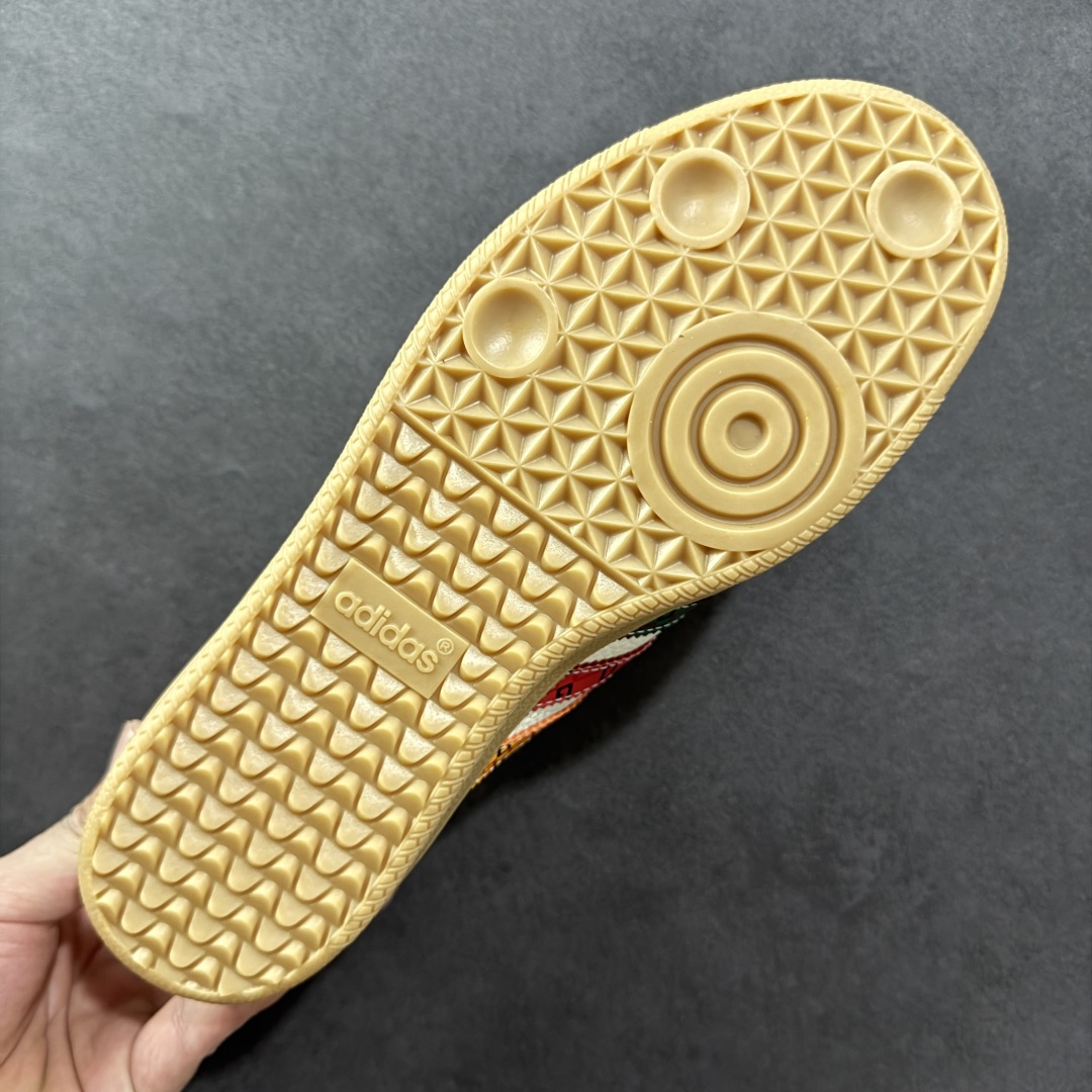 图片[9]-【定制版】adidas originals Samba OG x GUCCI 绿白红 桑巴舞系列复古经典轻便板鞋 此款以简约大方的造型设计 给人以随性休闲的时尚格调 穿着舒适轻便，运动灵活自如 满足日常个性穿搭 货号：DB0001 尺码：36 36.5 37 38 38.5 39 40 40.5 41 42 42.5 43 44 44.5 45-选品中心