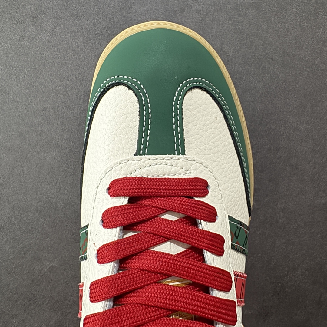 图片[8]-【定制版】adidas originals Samba OG x GUCCI 绿白红 桑巴舞系列复古经典轻便板鞋 此款以简约大方的造型设计 给人以随性休闲的时尚格调 穿着舒适轻便，运动灵活自如 满足日常个性穿搭 货号：DB0001 尺码：36 36.5 37 38 38.5 39 40 40.5 41 42 42.5 43 44 44.5 45-选品中心