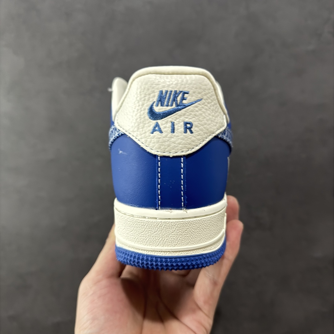 260 定制版NIke Air Force 1 '07 Low “LV联名——花纹蓝勾”空军一号 低帮 运动鞋 休闲鞋 KK1988-092