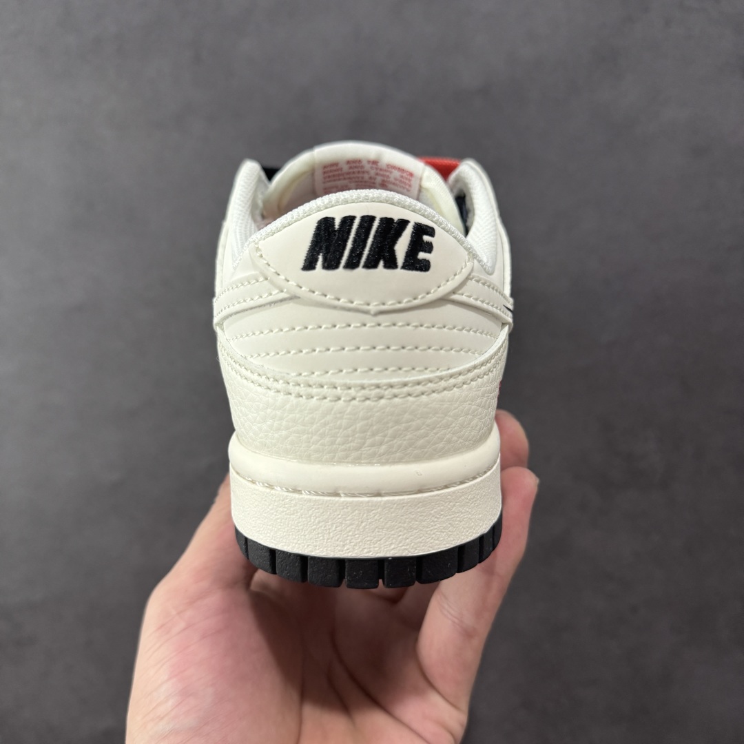 图片[4]-280💰【定制版】Nike SB Dunk Low Supreme联名 双拼米灰三勾 高端定制 低帮休闲板鞋 #大厂纯原品质出货 定制鞋盒 超高清洁度 皮料切割干净无任何毛边 细节完美 货号：QW5836-010 尺码：36 36.5 37.5 38 38.5 39 40 40.5 41 42 42.5 43 44 44.5 45-选品中心