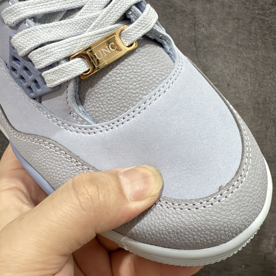  
【纯原版本】Air Jordan AJ4 UN联名蓝！
货号：HV9204-407！
尺码：40 4