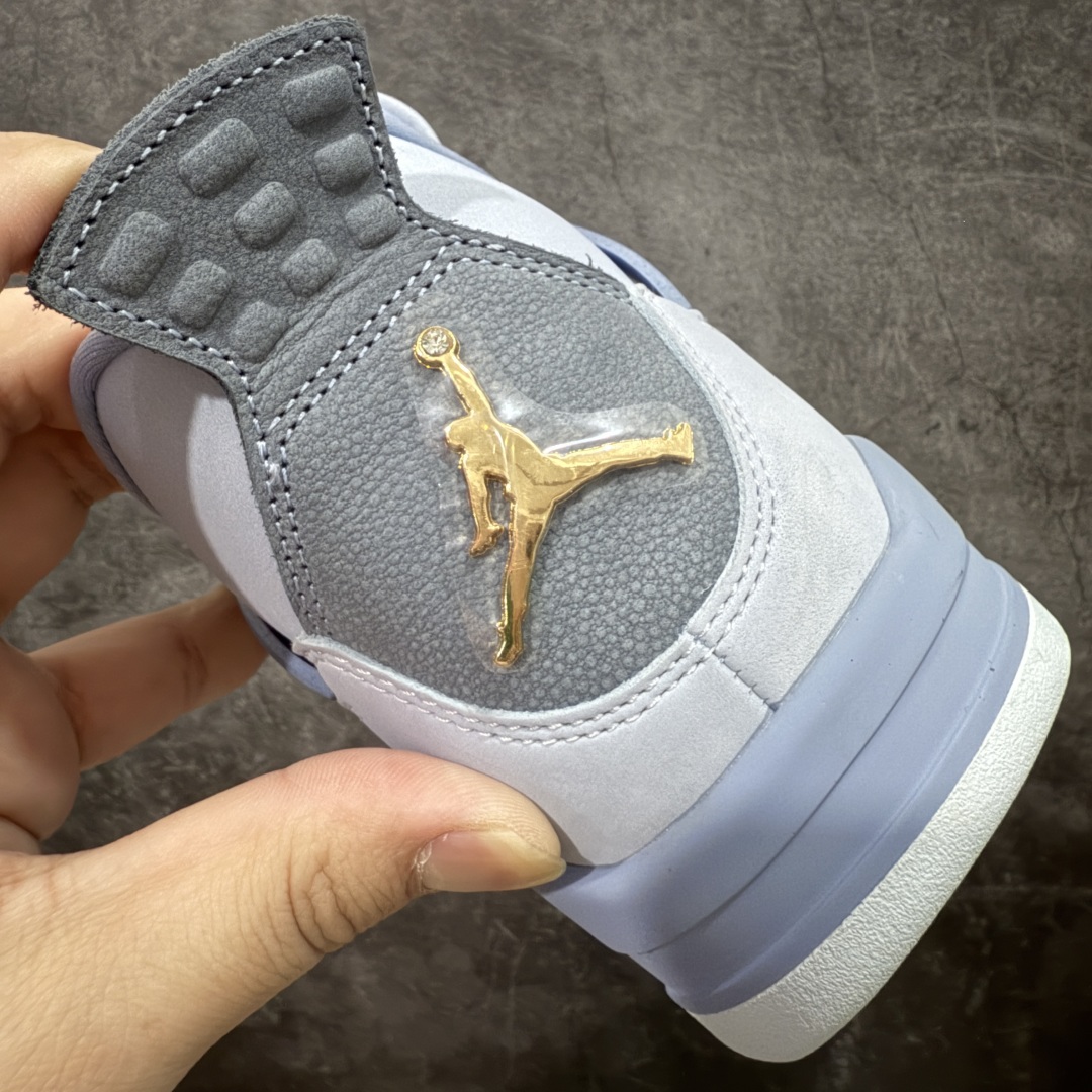  
【纯原版本】Air Jordan AJ4 UN联名蓝！
货号：HV9204-407！
尺码：40 4
