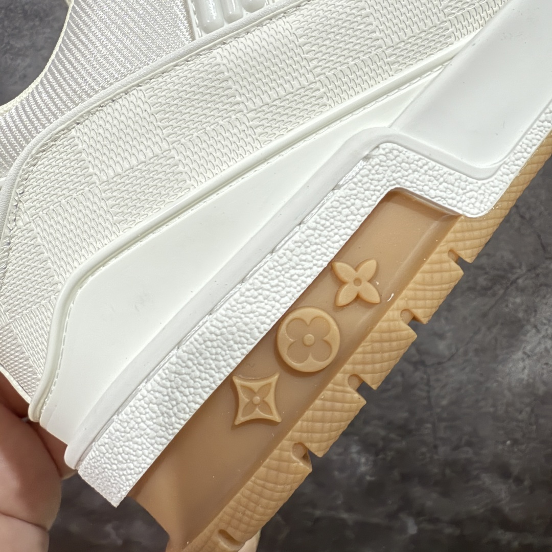 
【PK纯原版】Louis Vuitton 路易威登 LV Trainer 低帮休闲板鞋 
同步官方20