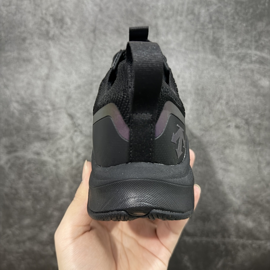 图片[4]-【纯原M版】迪桑特Descente Running 户外运动系带跑鞋 大厂出品 原版开发超高还原度 独立私模，只为真正还原zp 私人定制原版鞋面 舒适透气更好定型 城市通勤/运动健身/轻户外徒步 黑色系潮鞋还有机能风的设计感 原版开发大底，脚感特别轻盈 尺码：36-45含半码 编码： PF260270-选品中心