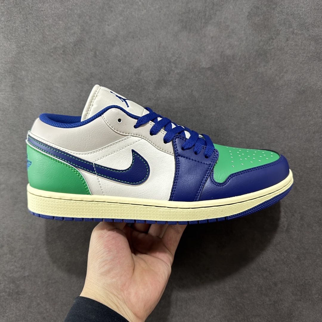 【K版】Air Jordan AJ1 Low 低帮 白蓝绿 553558-147 全新流水线出品 市场第二梯队最强版 全部原鞋开发 原楦原纸板开发 全鞋电脑针车 原厂内置全掌气垫 原盒内在原标 唯一Zp原版鞋带绑法 免检产品 全新2022版型 全头层皮料 完美零毛边处理 原厂配置全掌气垫 价格定位良心 新配色陆续出货 尺码:36 36.5 37.5 38 38.5 39 40 40.5 41 42 42.5 43 44 44.5 45 46-选品中心