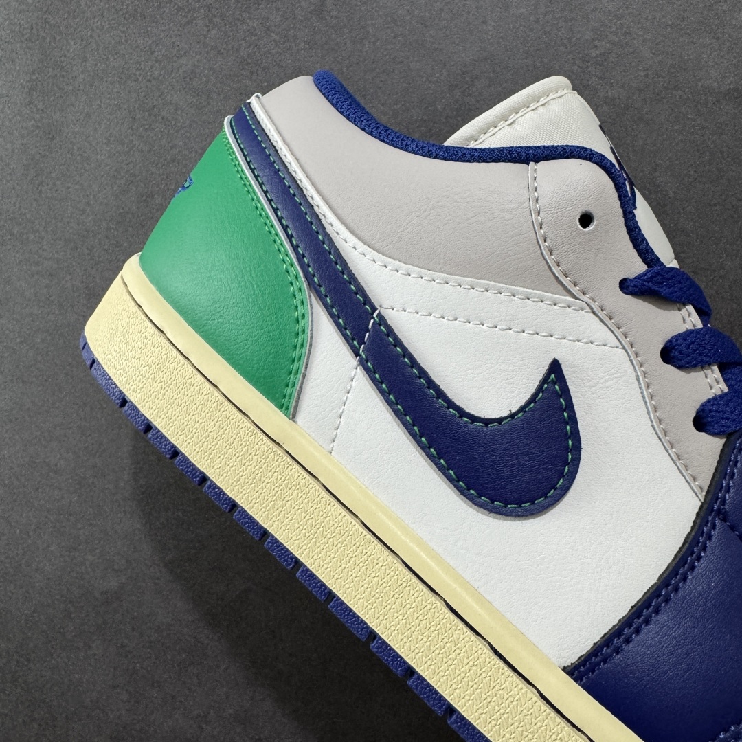 图片[6]-【K版】Air Jordan AJ1 Low 低帮 白蓝绿 553558-147 全新流水线出品 市场第二梯队最强版 全部原鞋开发 原楦原纸板开发 全鞋电脑针车 原厂内置全掌气垫 原盒内在原标 唯一Zp原版鞋带绑法 免检产品 全新2022版型 全头层皮料 完美零毛边处理 原厂配置全掌气垫 价格定位良心 新配色陆续出货 尺码：36 36.5 37.5 38 38.5 39 40 40.5 41 42 42.5 43 44 44.5 45 46-选品中心