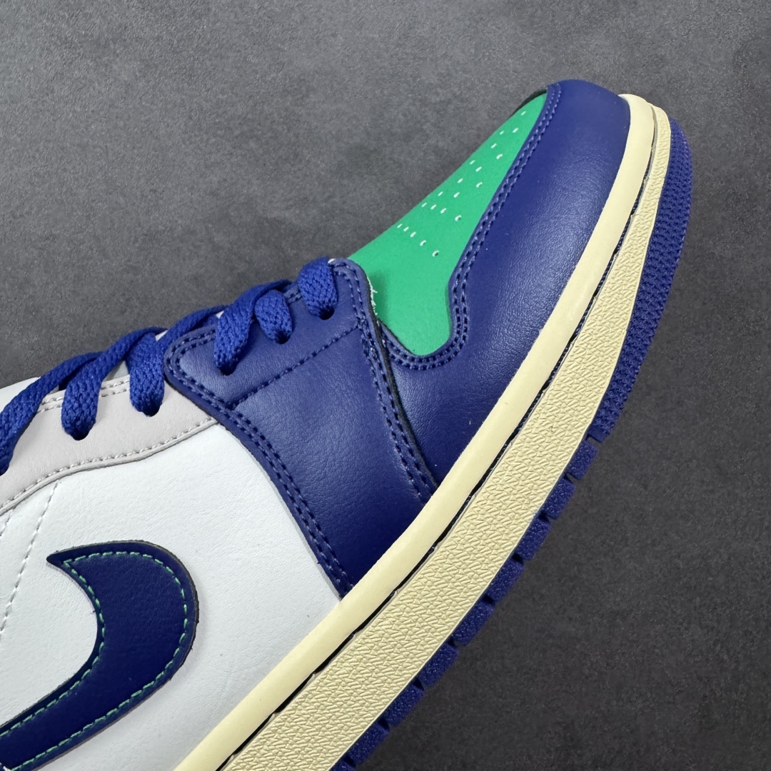 图片[5]-【K版】Air Jordan AJ1 Low 低帮 白蓝绿 553558-147 全新流水线出品 市场第二梯队最强版 全部原鞋开发 原楦原纸板开发 全鞋电脑针车 原厂内置全掌气垫 原盒内在原标 唯一Zp原版鞋带绑法 免检产品 全新2022版型 全头层皮料 完美零毛边处理 原厂配置全掌气垫 价格定位良心 新配色陆续出货 尺码：36 36.5 37.5 38 38.5 39 40 40.5 41 42 42.5 43 44 44.5 45 46-选品中心
