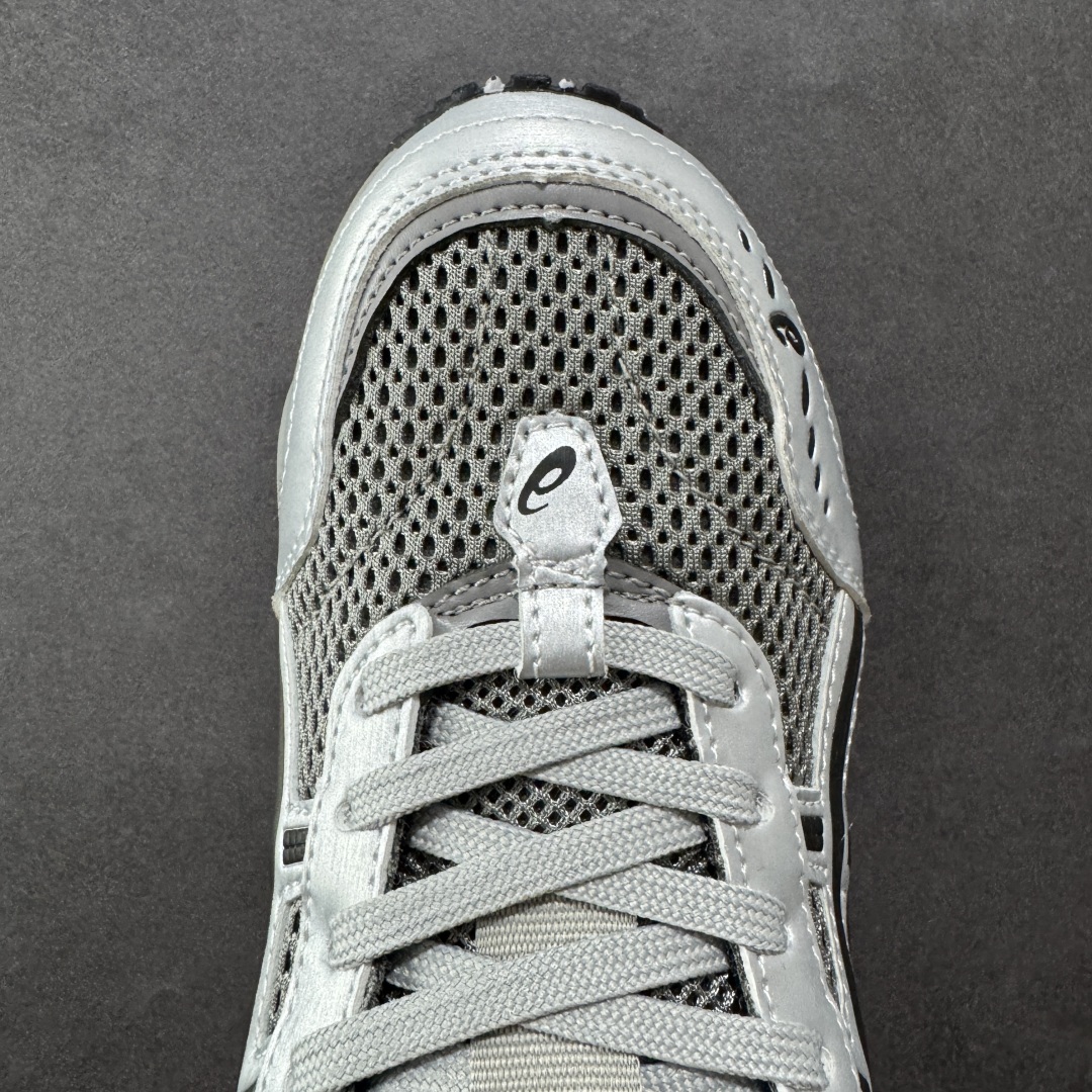 图片[8]-【K8版本】ASICS Tiger GEL-1090V2系列亚瑟士低帮户外风休闲运动跑步鞋 1203A254-020 ASICS 就推出了流行的 2004 GEL-1090 的新版本 该产品因其复古外观和舒适的造型而被推向现代街头服饰 现在ASICS 以时下流行的运动美学改造鞋款 以对跑步者的新诠释打造全新 GEL-1090 V2 在新版本中 ASICS 专注于日常衣橱的采用 将优质绒面革和柔软皮革的毛绒组合拼凑在运动鞋的覆盖层上 以柔和的配色为重点，新运动鞋的改良美学为 2019 年发布的 GEL-1090 的金属色调提供了一种简约的选择 然而 它曾经受到运动员广泛喜爱的流线型轮廓在新型号中保持不变 将舒适性和多功能性保持在设计的核心 这款运动鞋还保留了网眼鞋身 确保透气性 圆形鞋带确保贴合 在原版的新进展中 该品牌使用 GEL 系列的最新技术开发更新了运动鞋的外观 简约之选 新运动鞋的改良美学 尺码：36 37 37.5 38 39 39.5 40.5 41.5 42 42.5 43.5 44 45 编码：YBB230240-选品中心