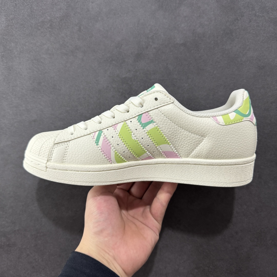 图片[2]-【定制版】AD Originals Superstar x GUCCI 白绿 采用全新头层拼接皮革材质 后跟采用特色3D立体印字 渠道正品订单 诠释市场最高工艺水平 全鞋进口头层皮料打造 区别市面普通真标版本，进出专柜无压力 货号：DS0024 尺码：36-45-选品中心