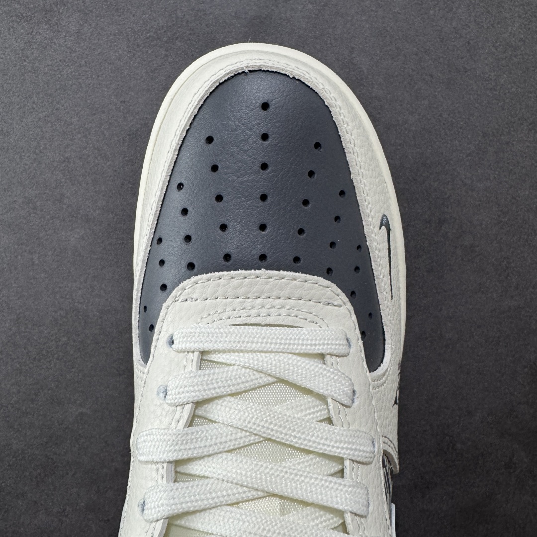 图片[8]-【定制版】NIke Air Force 1 \’07 Low × BLCG 联名款空军一号低帮运动休闲鞋 折边针车 工艺难度大 原楦头原纸板 原装鞋盒 定制五金配件 内置全掌气垫 原厂鞋底 货号：XL1979-103 尺码：36 36.5 37.5 38 38.5 39 40 40.5 41 42 42.5 43 44 44.5 45 编码：HXSA310320-选品中心