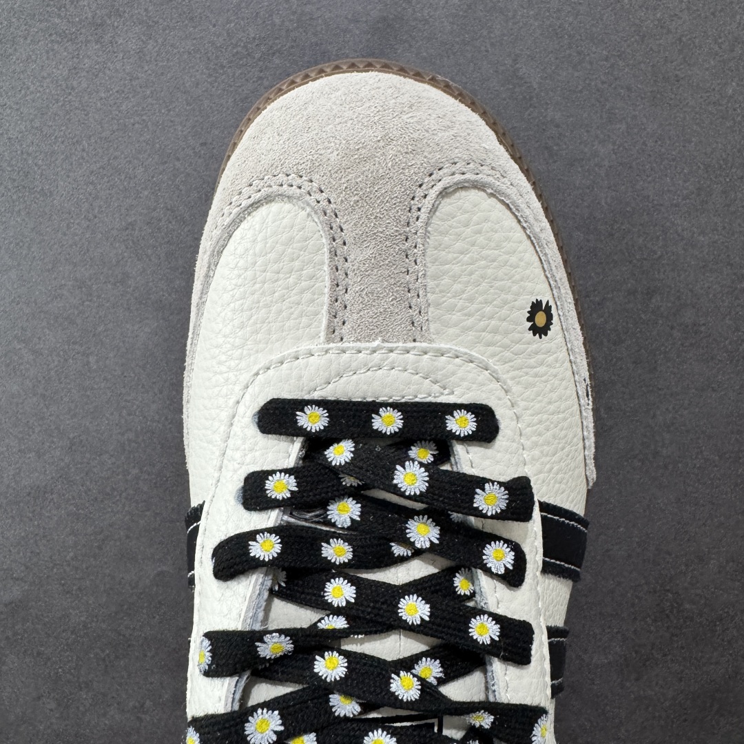 图片[8]-【定制版】adidas originals Samba OG 小雏菊 灰白黑 桑巴舞系列复古经典轻便板鞋 此款以简约大方的造型设计 给人以随性休闲的时尚格调 穿着舒适轻便，运动灵活自如 满足日常个性穿搭 货号：DX0005 尺码：36 36.5 37 38 38.5 39 40 40.5 41 42 42.5 43 44 44.5 45-选品中心