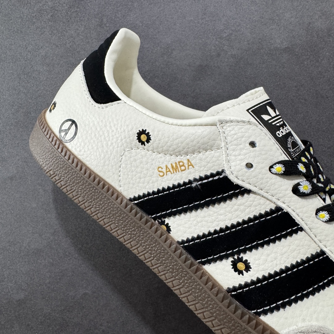 图片[6]-【定制版】adidas originals Samba OG 小雏菊 灰白黑 桑巴舞系列复古经典轻便板鞋 此款以简约大方的造型设计 给人以随性休闲的时尚格调 穿着舒适轻便，运动灵活自如 满足日常个性穿搭 货号：DX0005 尺码：36 36.5 37 38 38.5 39 40 40.5 41 42 42.5 43 44 44.5 45-选品中心