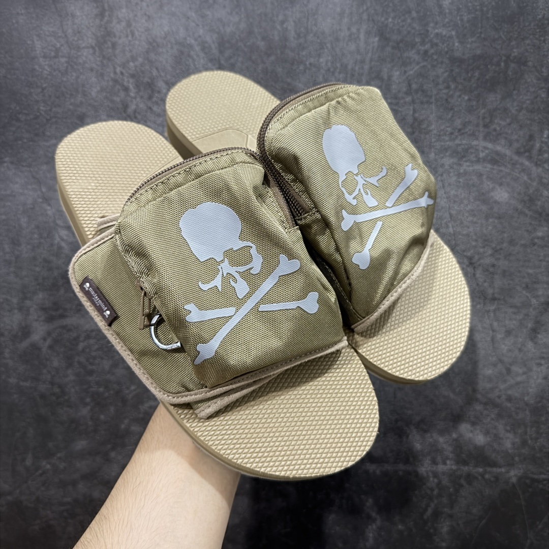 Mastermind JAPAN x Suicoke MMJ联名骷髅标志刺绣露趾时尚凉拖
master