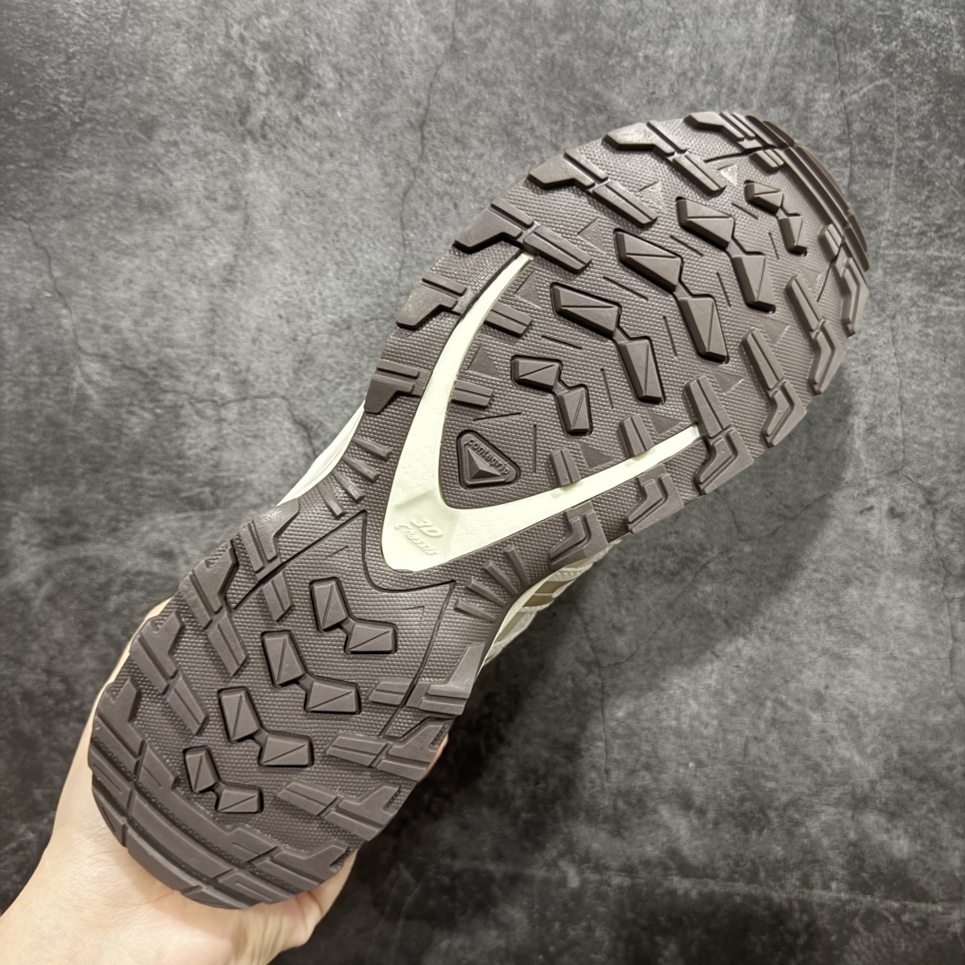 图片[9]-【纯原W1版】SALOMON XA Pro 3D Suede 深夜蓝 477918 萨洛蒙潮流越野机能户外功能鞋 纯原外贸平台特供订单 耗时半年巨作 全套原纸板楦头开发 原厂特供网布配套加持 确保原汁原味 完美呈现版型 原档数据独家私模五层组合大底 男女鞋同步官方开发 原装Ortholite轻量化鞋垫 中底布带钢印编号 原厂TPU锁扣 进口港宝加持 后跟自然饱满 还原公司包裹性 鞋面采用SENSIFT贴合技术 全方位贴合包裹脚型 鞋跟部鞋底牵引设计 提供强大的抓地性能 更适应野外崎岖不平的道路 其3D ADVANCED CHASSIS底盘 材料轻量大化 钉齿设计更具稳定性 防护性 鞋底易磨损区运用CONTAGRIP高耐磨材料 应对城市硬质路面长距离跑考验 尺码：36 36.5 37.5 38 38.5 39 40 40.5 41 42 42.5 43 44 44.5 45-选品中心