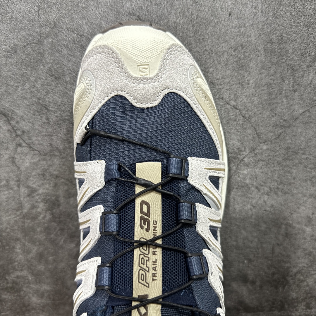 图片[5]-【纯原W1版】SALOMON XA Pro 3D Suede 深夜蓝 477918 萨洛蒙潮流越野机能户外功能鞋 纯原外贸平台特供订单 耗时半年巨作 全套原纸板楦头开发 原厂特供网布配套加持 确保原汁原味 完美呈现版型 原档数据独家私模五层组合大底 男女鞋同步官方开发 原装Ortholite轻量化鞋垫 中底布带钢印编号 原厂TPU锁扣 进口港宝加持 后跟自然饱满 还原公司包裹性 鞋面采用SENSIFT贴合技术 全方位贴合包裹脚型 鞋跟部鞋底牵引设计 提供强大的抓地性能 更适应野外崎岖不平的道路 其3D ADVANCED CHASSIS底盘 材料轻量大化 钉齿设计更具稳定性 防护性 鞋底易磨损区运用CONTAGRIP高耐磨材料 应对城市硬质路面长距离跑考验 尺码：36 36.5 37.5 38 38.5 39 40 40.5 41 42 42.5 43 44 44.5 45-选品中心