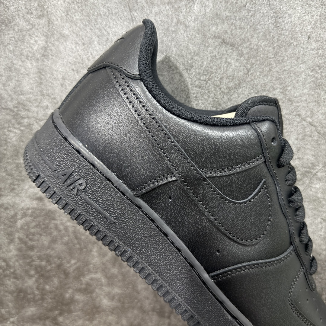 
【纯原】Air Force 1 Low
AF1空军纯黑低帮 CW2288-001
全市场第一梯队品质 