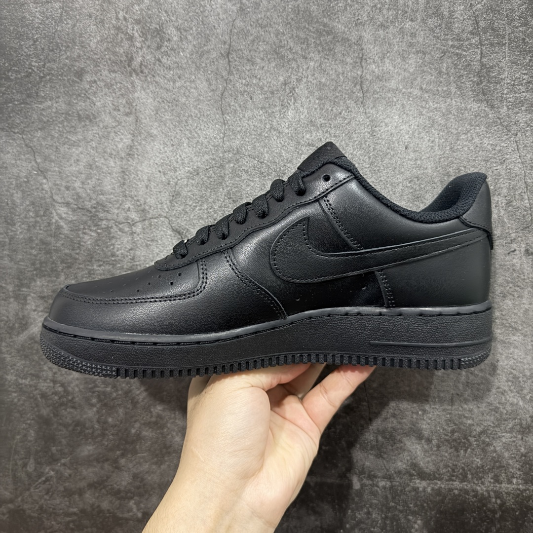
【纯原】Air Force 1 Low
AF1空军纯黑低帮 CW2288-001
全市场第一梯队品质 