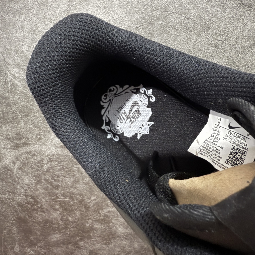 图片[7]-【Mok纯原】Air Force 1 Low AF1空军纯黑低帮 CW2288-001 全市场第一梯队品质 原厂皮料 完美鞋型 钩子裁边清洁度无敌！ 针车走线图片放大看相当整齐，鞋带口冲孔与鞋头冲孔非常圆润干净 无任何毛边，正确做旧鞋带金属铁片，中底走线 鞋垫刷胶 大底含气垫都是基本操作！目前你能找到的最优的一个版本没有之一， 尺码：36-46-选品中心