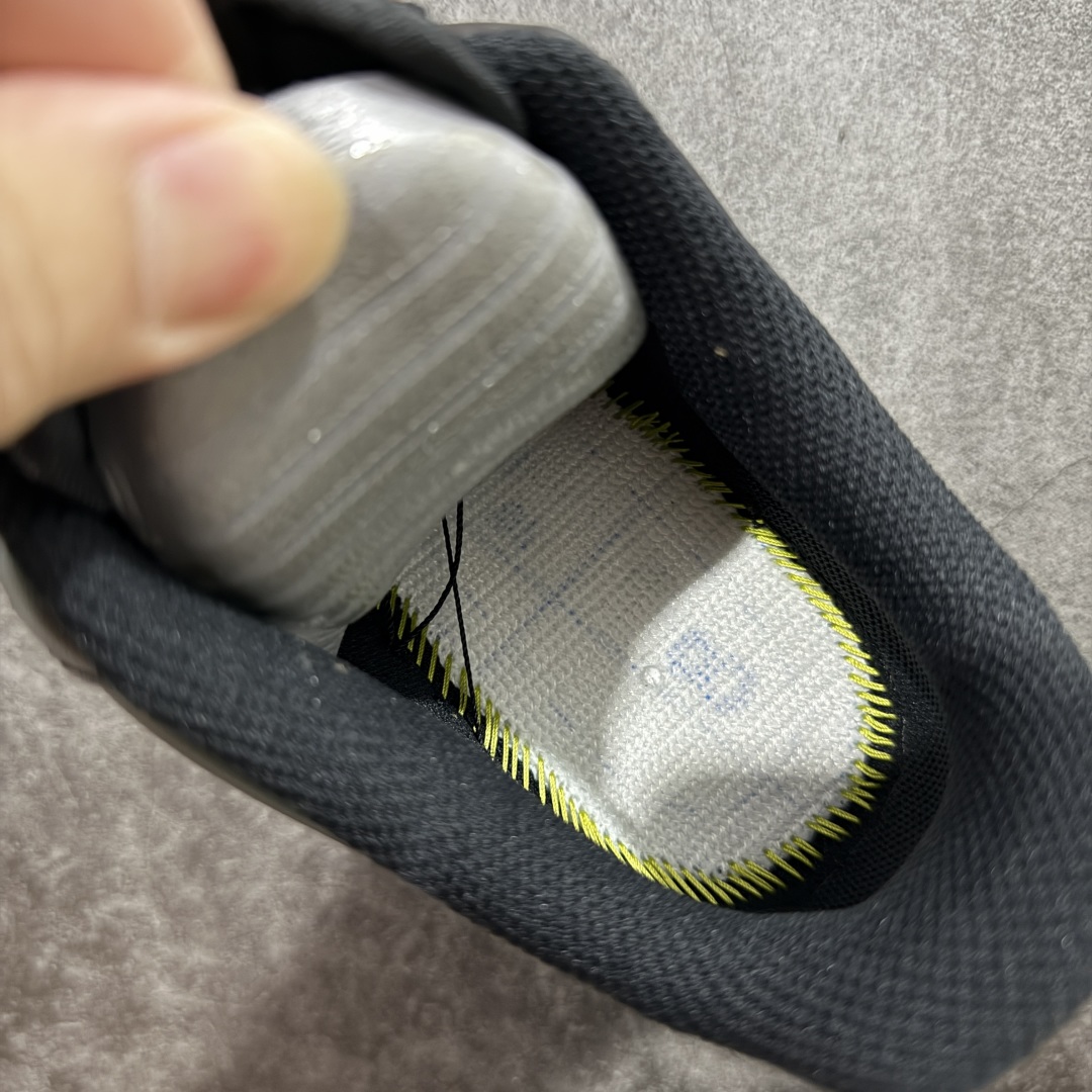 图片[8]-【Mok纯原】Air Force 1 Low AF1空军纯黑低帮 CW2288-001 全市场第一梯队品质 原厂皮料 完美鞋型 钩子裁边清洁度无敌！ 针车走线图片放大看相当整齐，鞋带口冲孔与鞋头冲孔非常圆润干净 无任何毛边，正确做旧鞋带金属铁片，中底走线 鞋垫刷胶 大底含气垫都是基本操作！目前你能找到的最优的一个版本没有之一， 尺码：36-46-选品中心