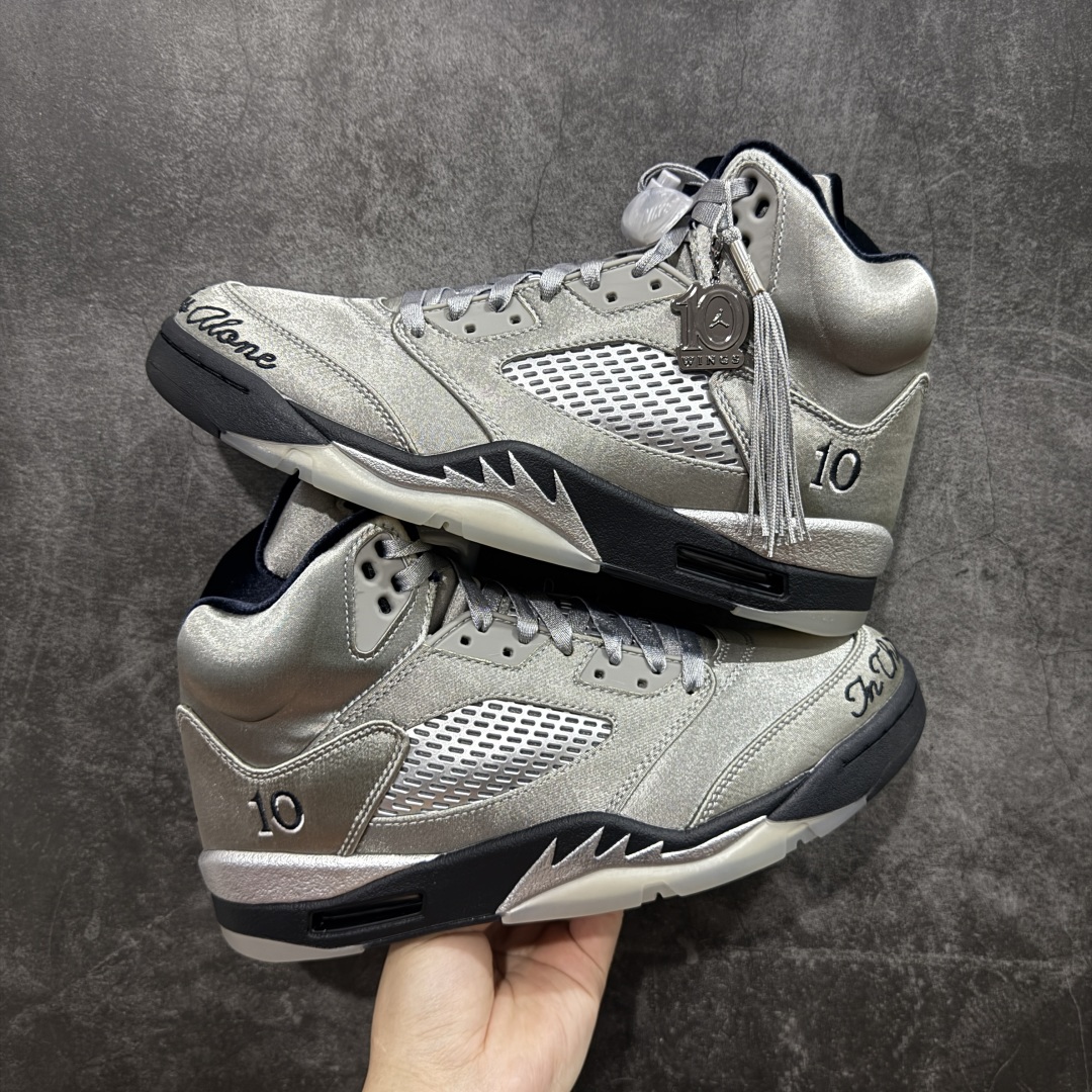 
【纯原】Air Jordan AJ5 WingsMedium Grey/Black乔丹5代十周年限定款
