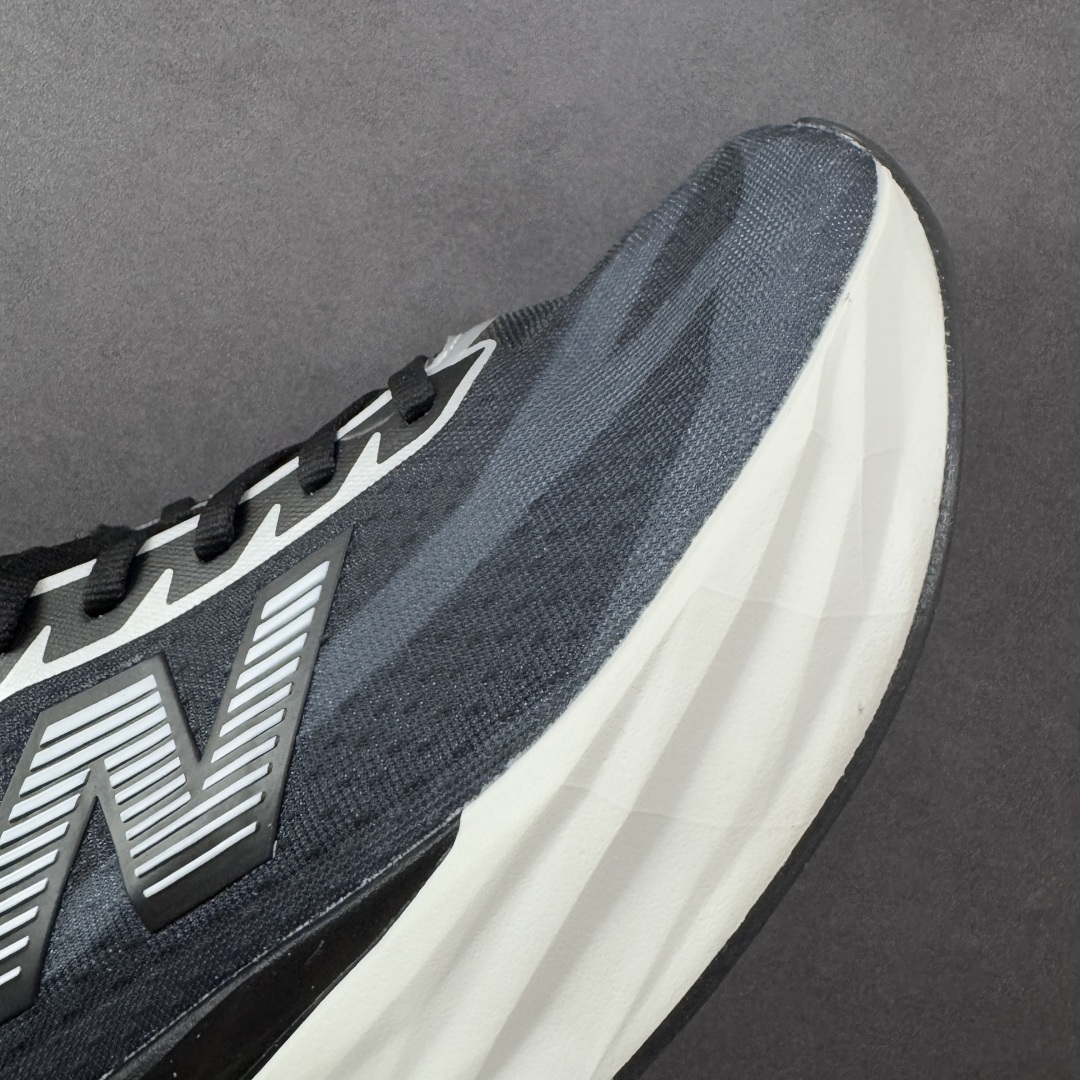 纯原版NEW BALANCE Rebel FuelCell Rebel V4 舒适时尚织物减震耐磨低帮马拉松轻量化跑步鞋 MFCXLB4