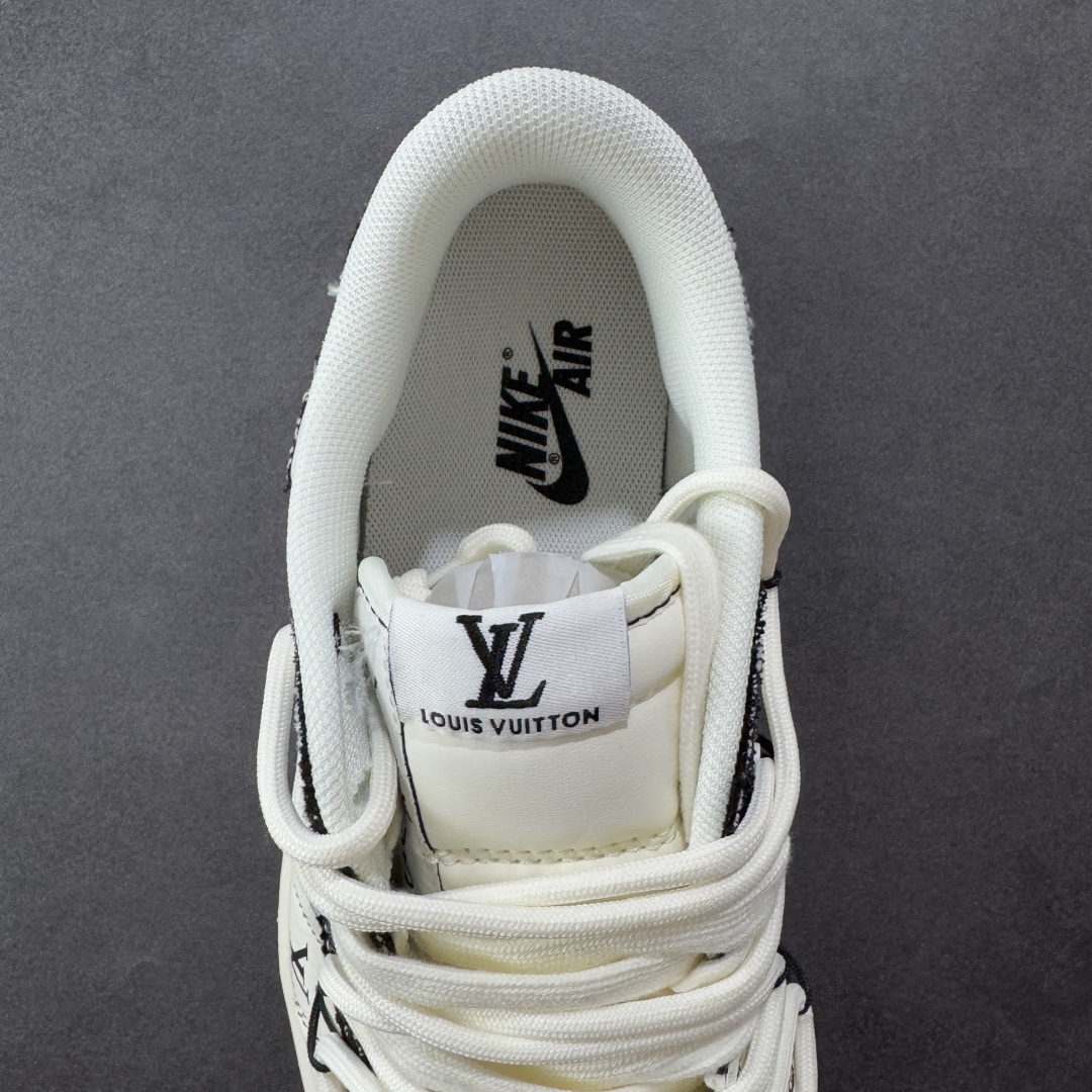 定制版Travis Scott x Fragment Design x Jordan Air Jordan 1 Low OG SP “LV联名—黑帆布抽绳” 联名低帮休闲板鞋  YX5066-388
