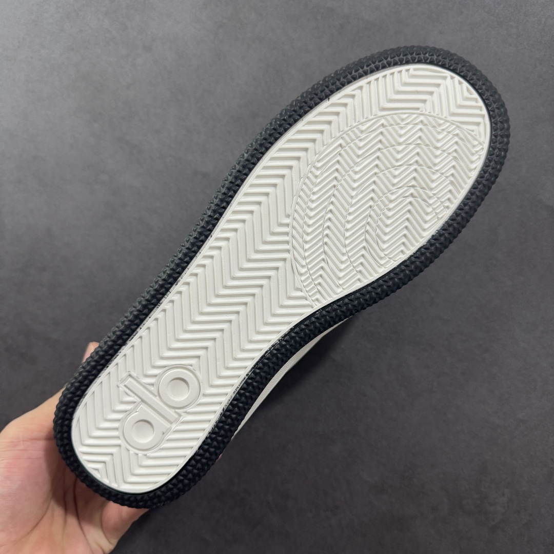 定制版Alo Yoga Recovery Mode 拉布布