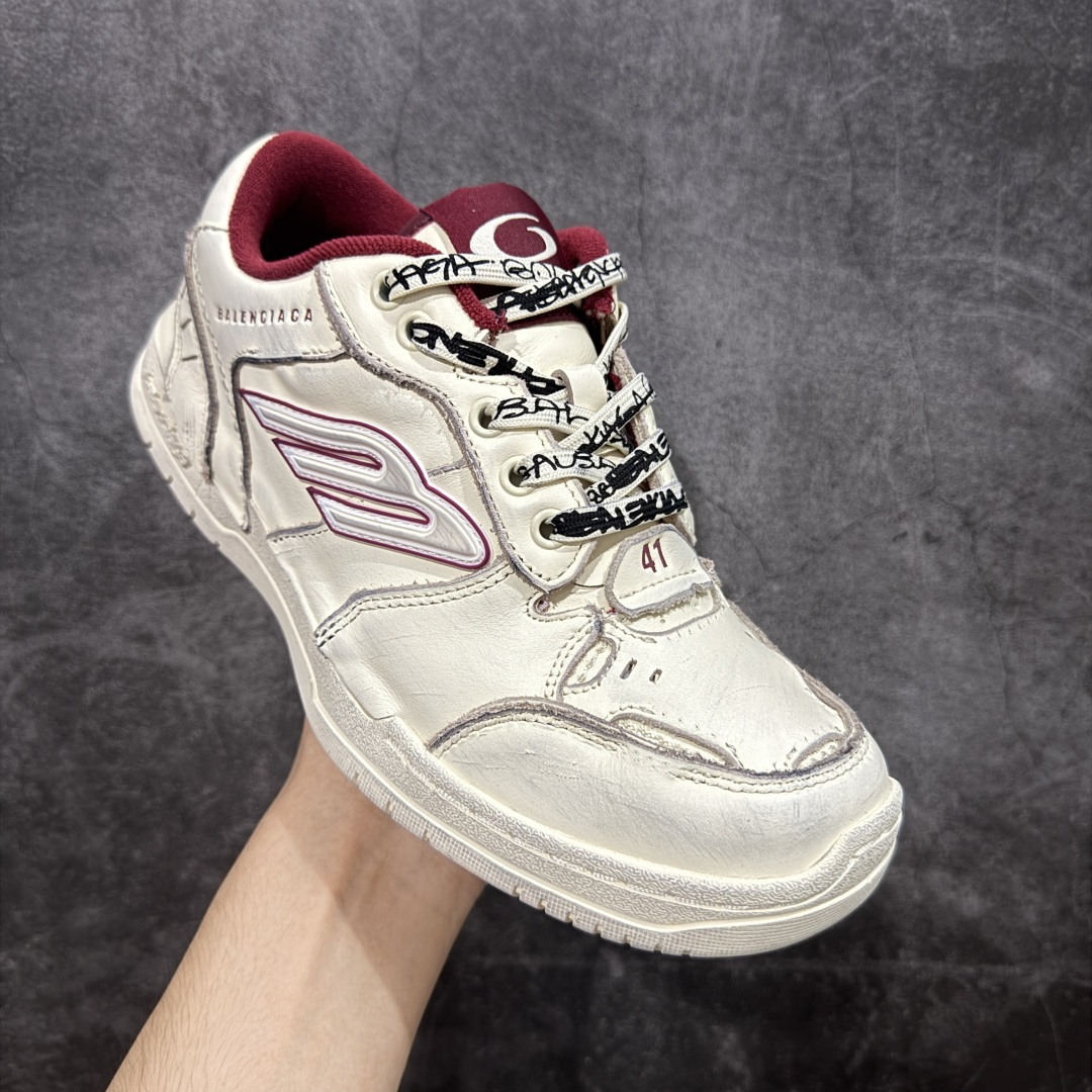 图片[3]-【OK纯原版】Balenciaga Hamptons Worn-Out 巴黎世家十八18代 涤纶（聚酯纤维）牛皮革 圆头系带 低帮 生活休闲鞋板鞋 全套原纸板楦头开发 最原汁原味的灵魂版型 全鞋荧光划线卡点 胶水把控整洁度追求极致完美 每一双都是工艺品 多重QC质检 超越公司货的品控标准 实实在在的免检产品 原盒原配 正确字体电绣 粗细、位置、大小正确 侧边TPU 透气孔匹配意产原版 正确分离大底 TPU软底 原版一致大底LOGO 立体感十足 原厂皮料水洗做旧 采购原厂网纱 偏大一码 尺码：35 36 37 38 39 40 41 42 43 44 45 46-选品中心