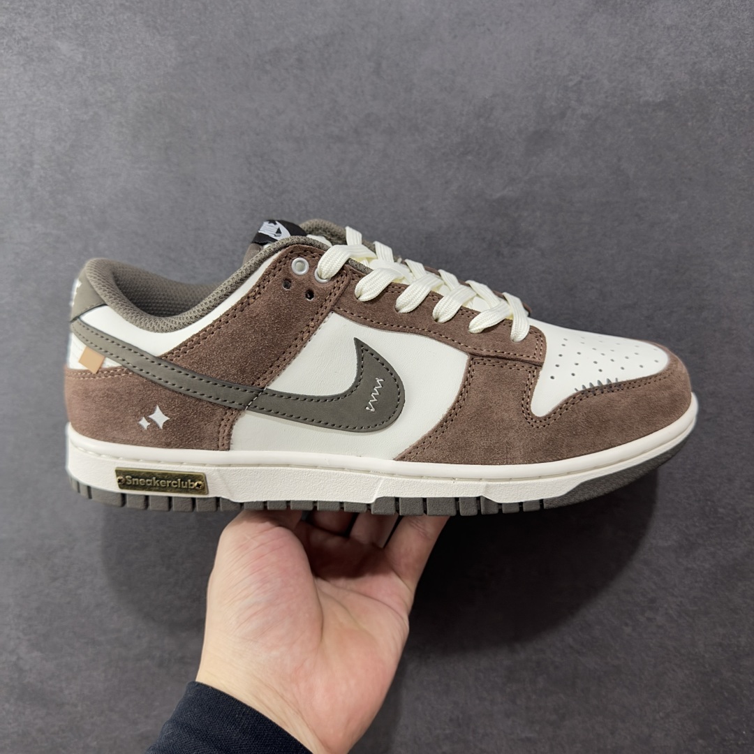 
【定制版】Labubu x Nike Dunk Low 栗子可可  低帮休闲运动板鞋
 
此款采用经典
