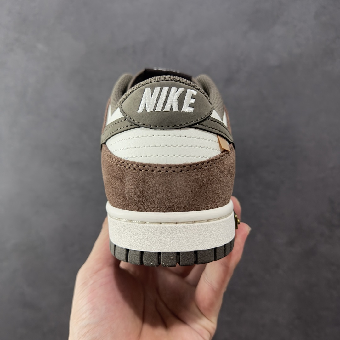 
【定制版】Labubu x Nike Dunk Low 栗子可可  低帮休闲运动板鞋
 
此款采用经典