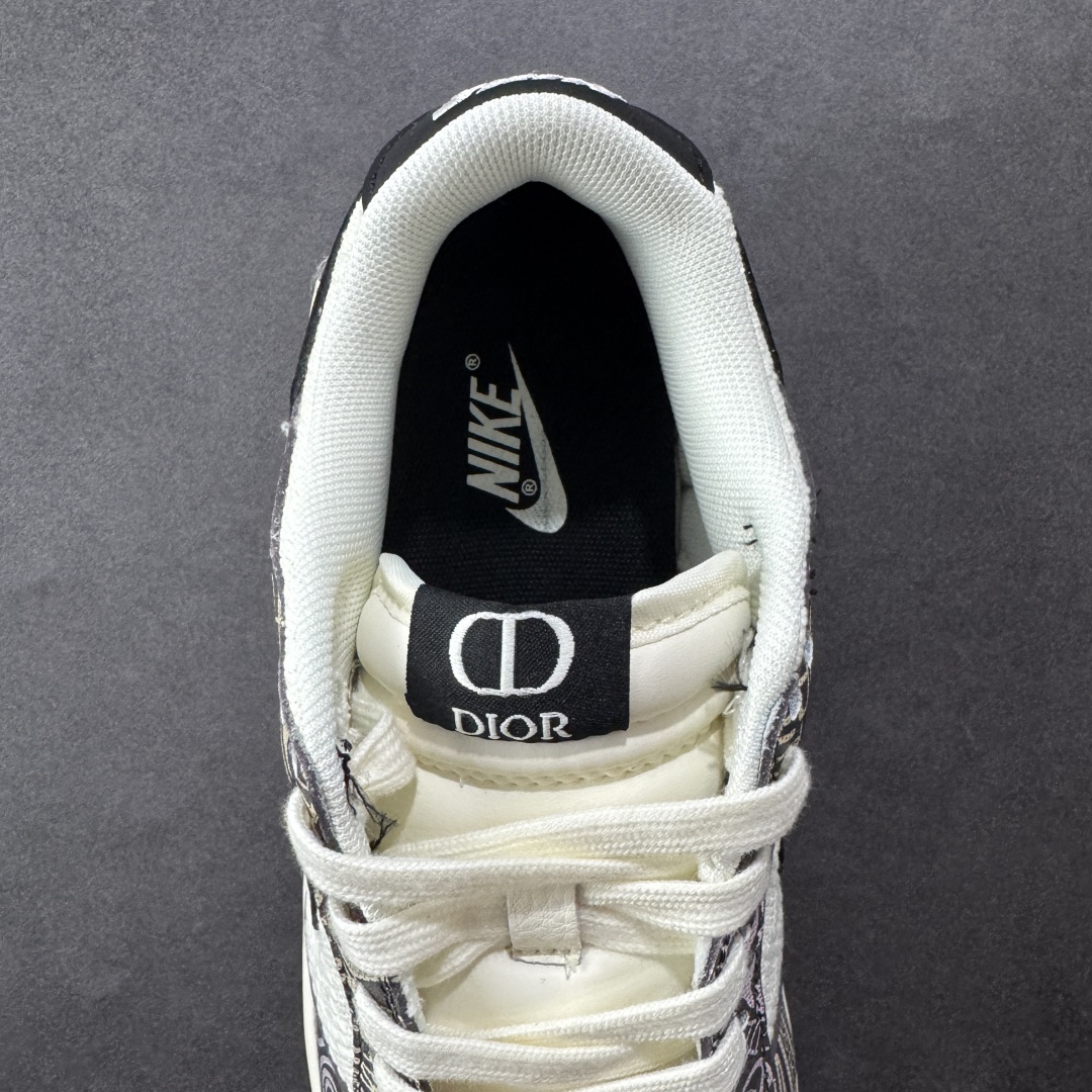 
【定制版】Nike SB Dunk Low “Dior 联名—白紫渐变四勾”高端定制 低帮休闲板鞋 
